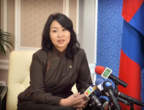 З.Баянсэлэнгэ ажлаасаа хөөгдсөн баримт ил болов